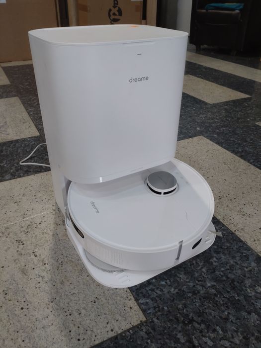 Robot de aspirat cu mop Dreame