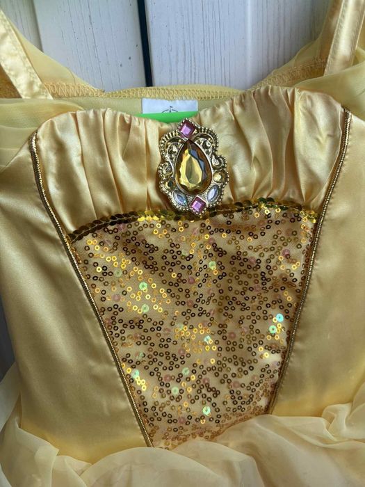 Рокля,, Красавицата и звяра "