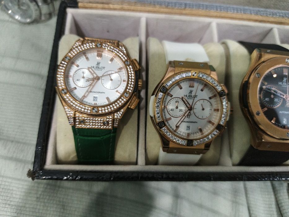Soat Hublot batareyka korpus neyjavika rangi ocmidi