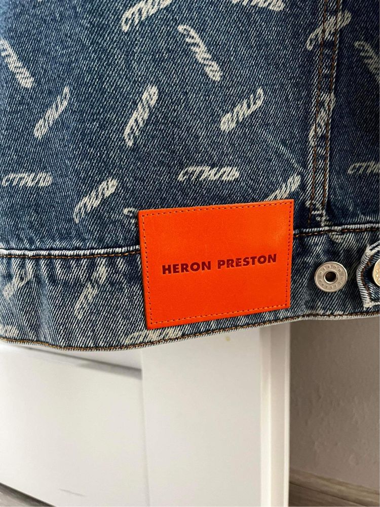 Яке Heron Preston стилъ