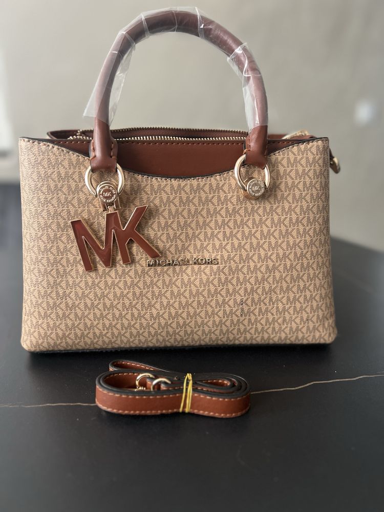 Michael Kors,Guess,Chanel дамски чанти