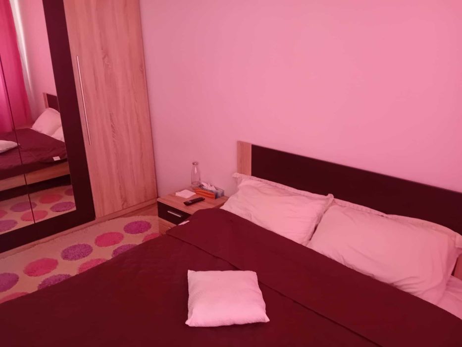 Ap 2 Cam Central la cheie renovat mobilat uilat 54mp etaj 7 lift boxa
