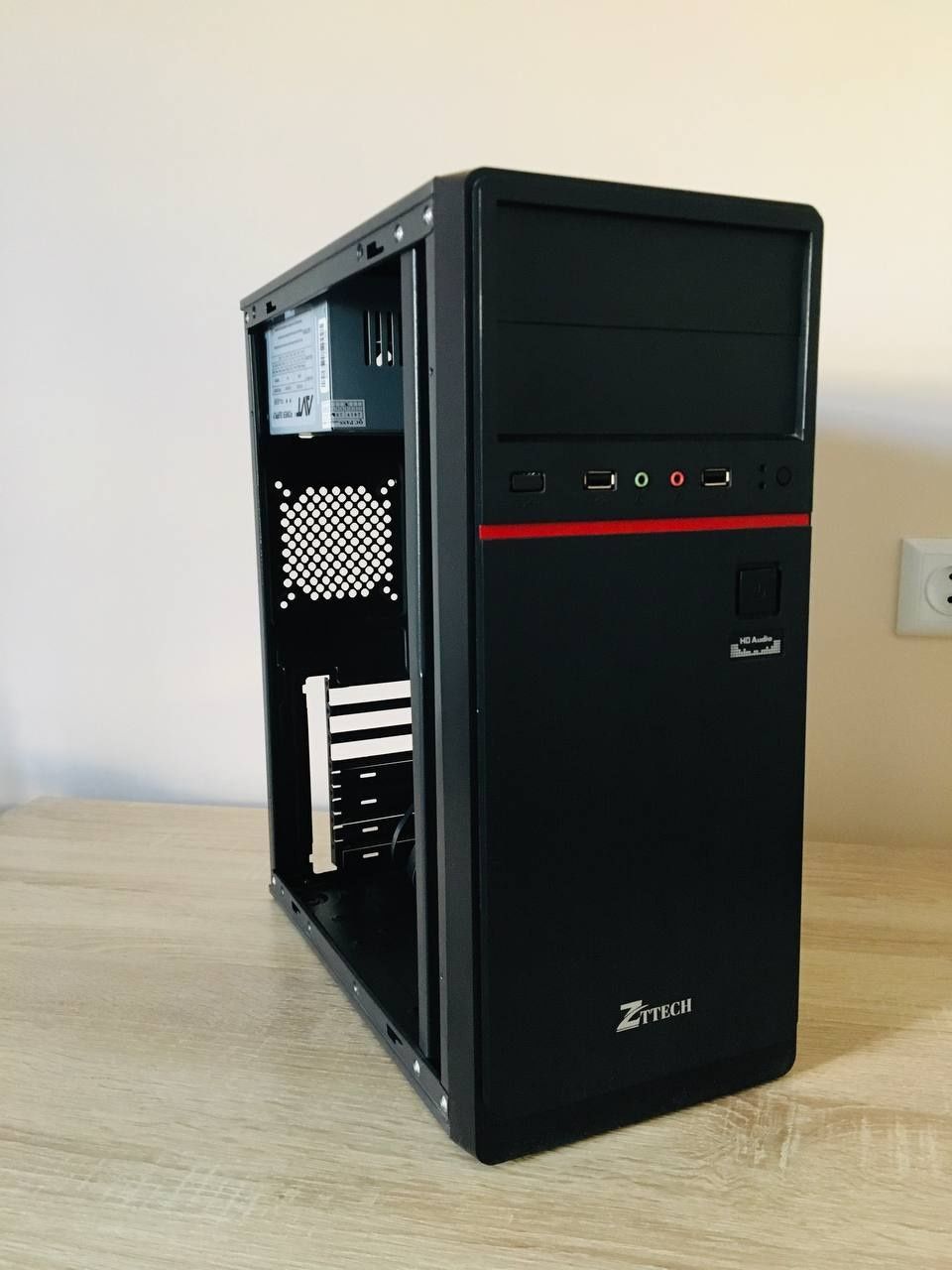 Продается компютер DDR4 8 GB/SSD 128 GB/HHD 500 GB