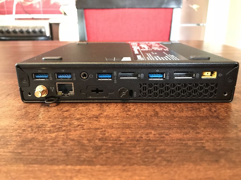 ThinkCentre M900