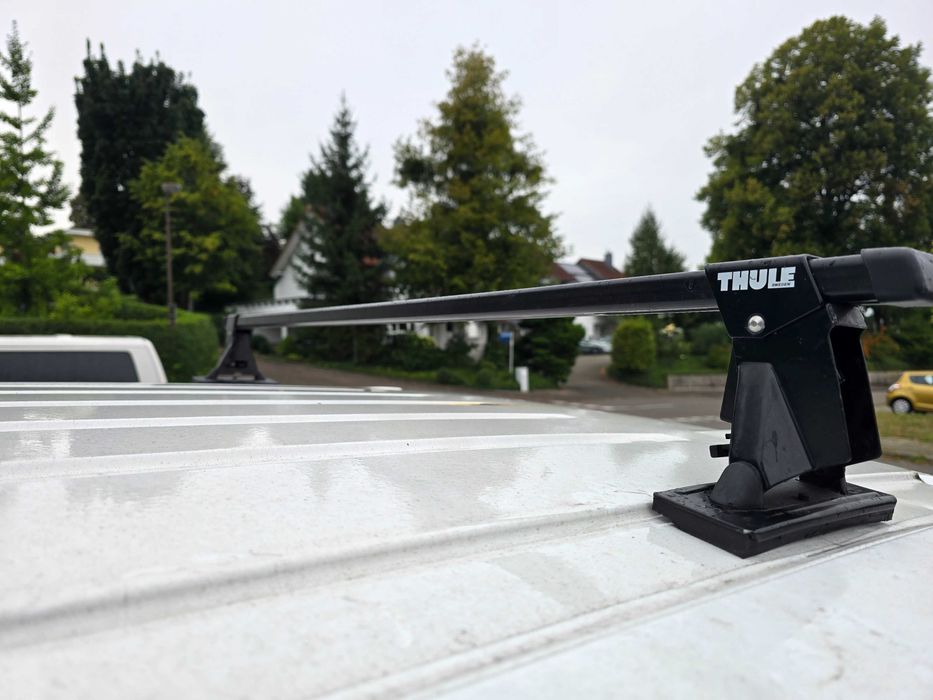 THULE багажник за кола Напречни греди за монтаж на надлъжни греди.