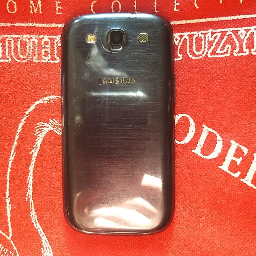 Продаеться Samsung S3