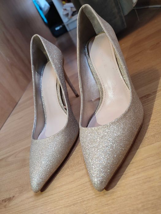 Pantofi stiletto Zara