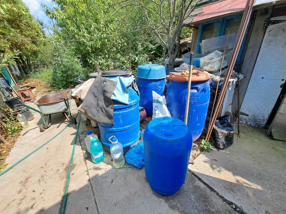 Butoae plastic 220 l