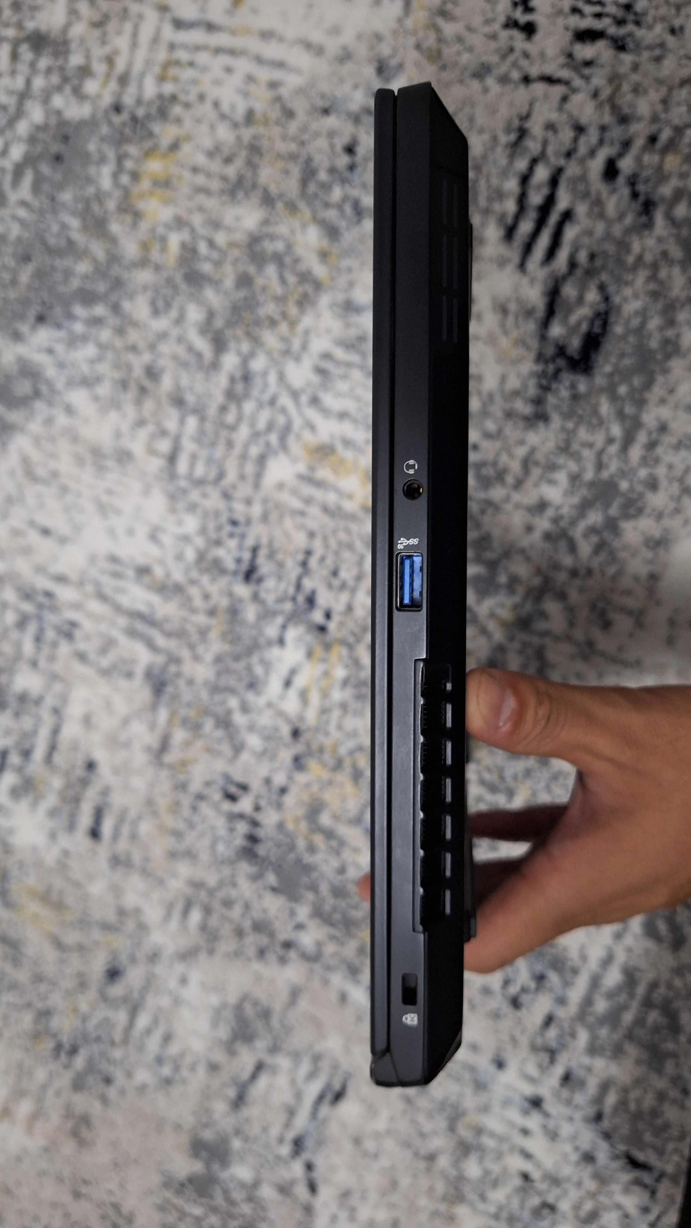 Maibenben x568 ( i7 11800H/RTX 3070/32Gb DDR4/1.5Tb M2 NVME )