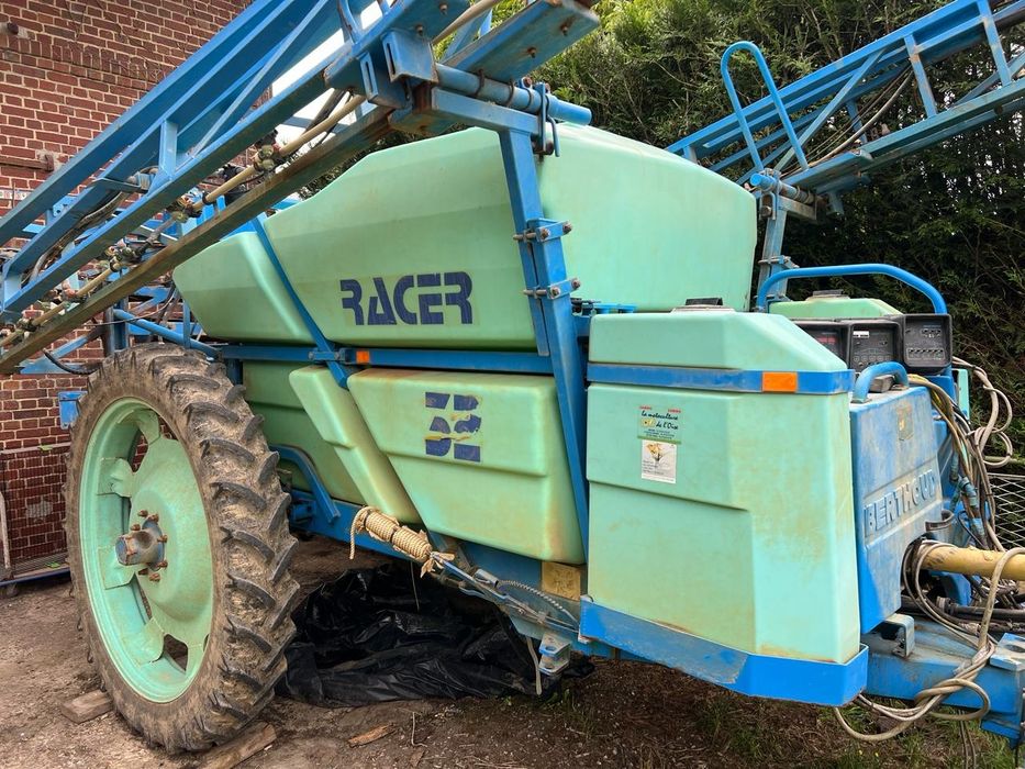 Instalatie erbicidat Berthoud