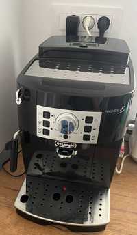 Espressor automat De'Longhi Magnifica S ECAM 22.112.B