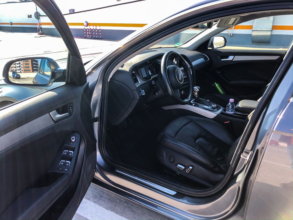 Audi A4 B8,5 scaune piele ventilate/suspensie activa/2 seturi roti/
