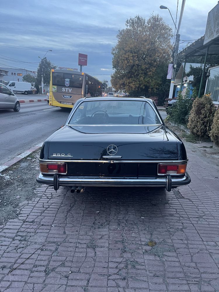 Mercedes w114 Oldtimer