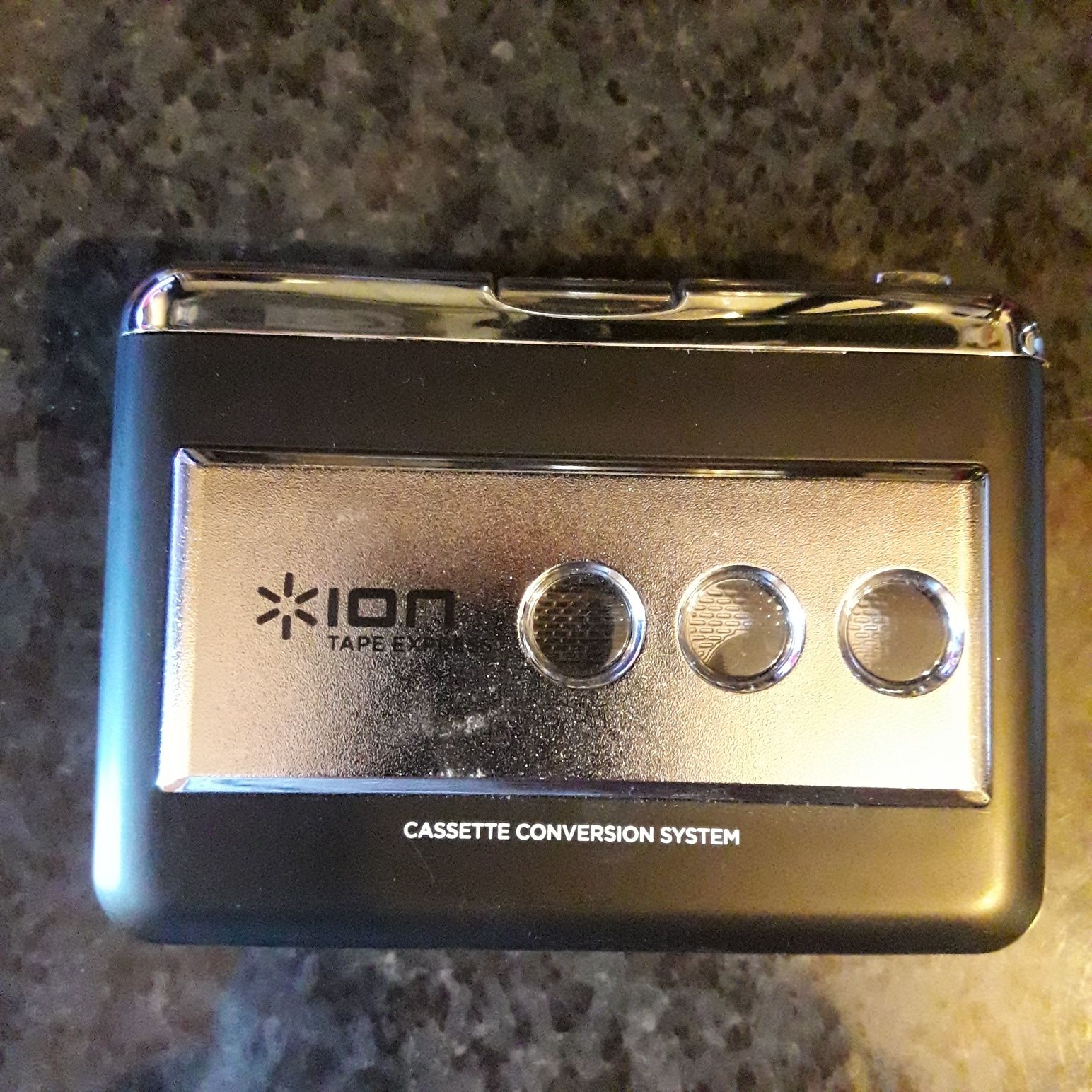 Casetofon ION,convertor muzica caseta in MP3.