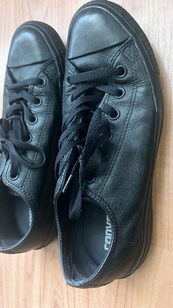 Кецове Converse ест. кожа