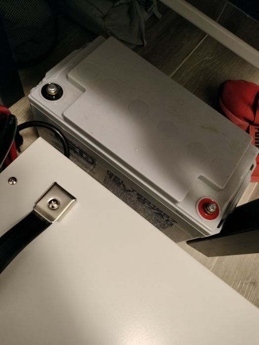 Ups cu stabilizator tensiune