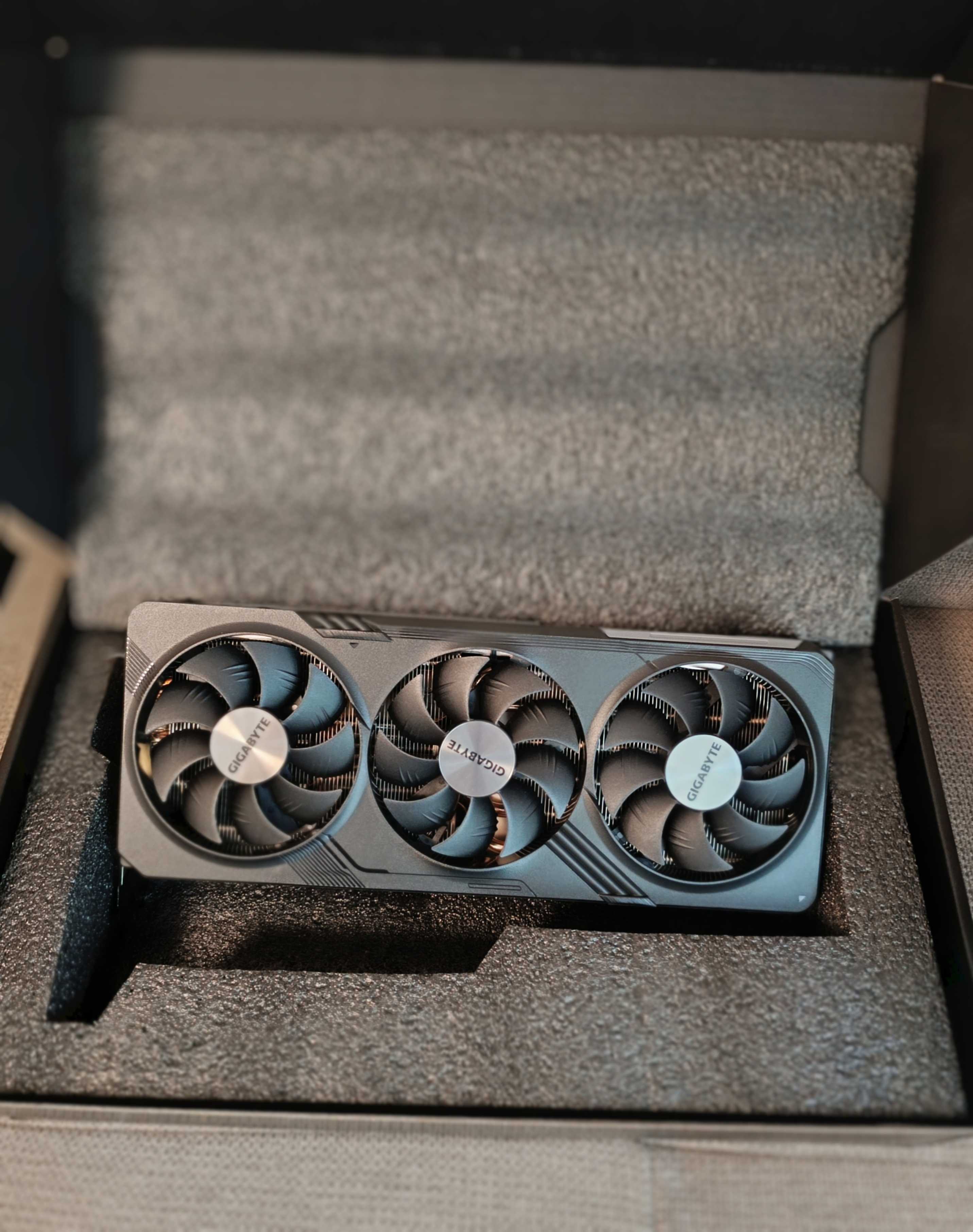 Нова Видеокарта AMD RX 7700XT Gigabyte GAMING OC Edition 12GB GDDR6