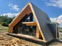 Cabana stil A-Frame, casa, terase si foisoare din structura de lemn