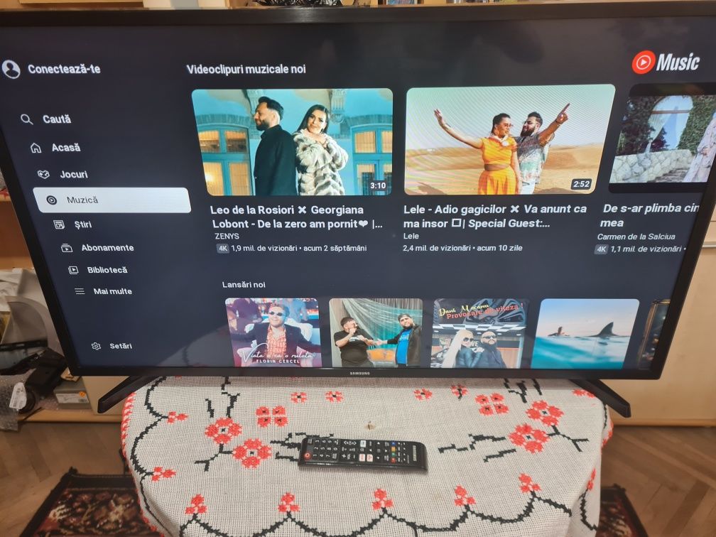 Vând smart tv Sony 110cm