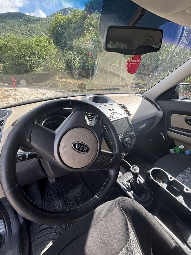 Kia Soul 2010 black