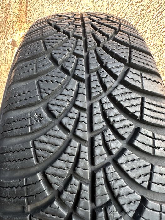 Гуми 185/60/15 GOOD YEAR Ultra Grip Perfomance Winter