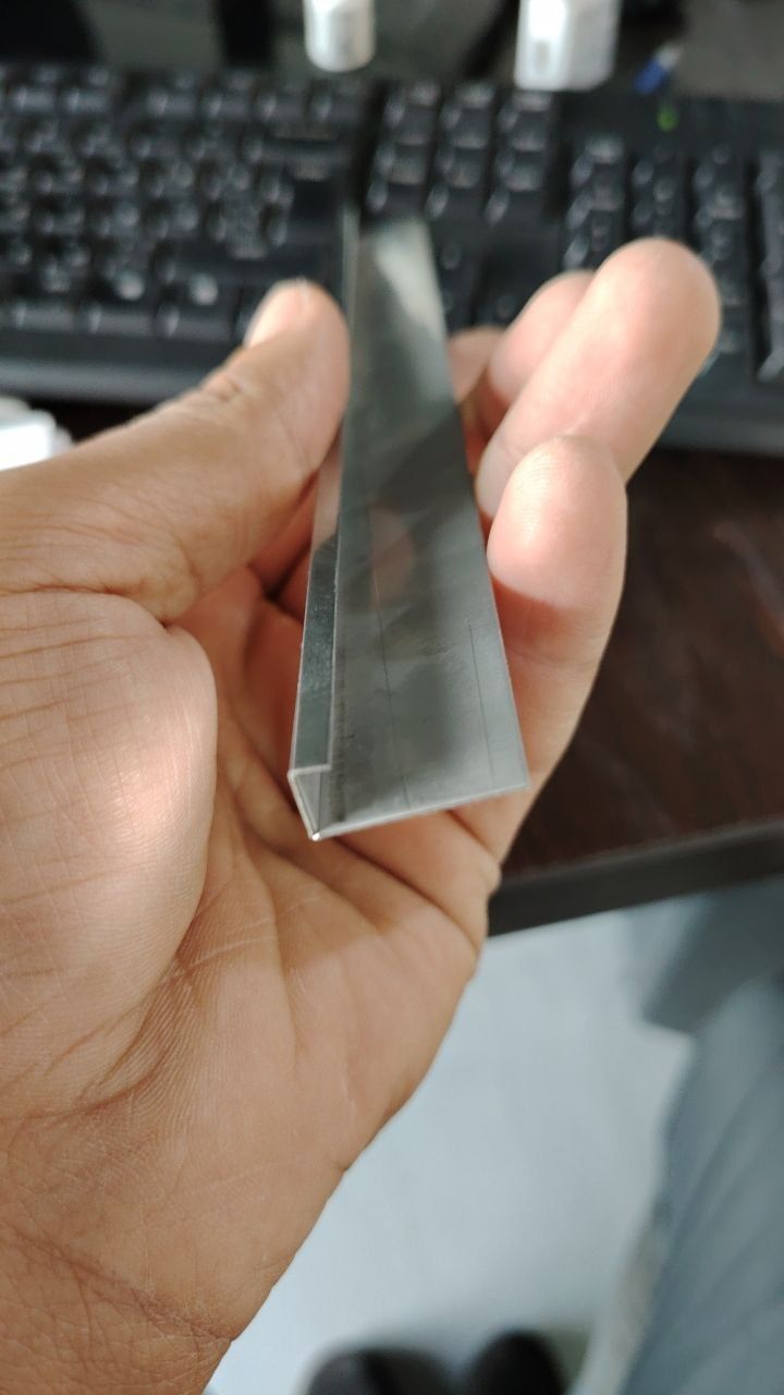 Alyumin plintus va plintus MDF dyuropolimer,plastik,polyuretan