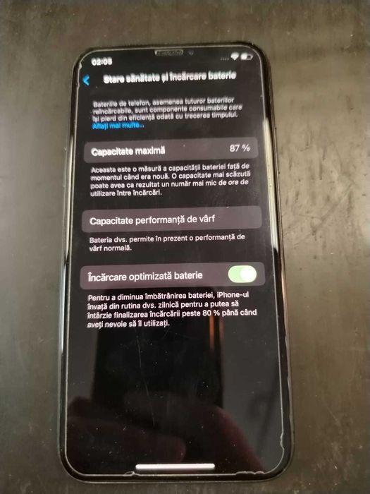 Apple iPhone XS – 64GB – Space Grey/White