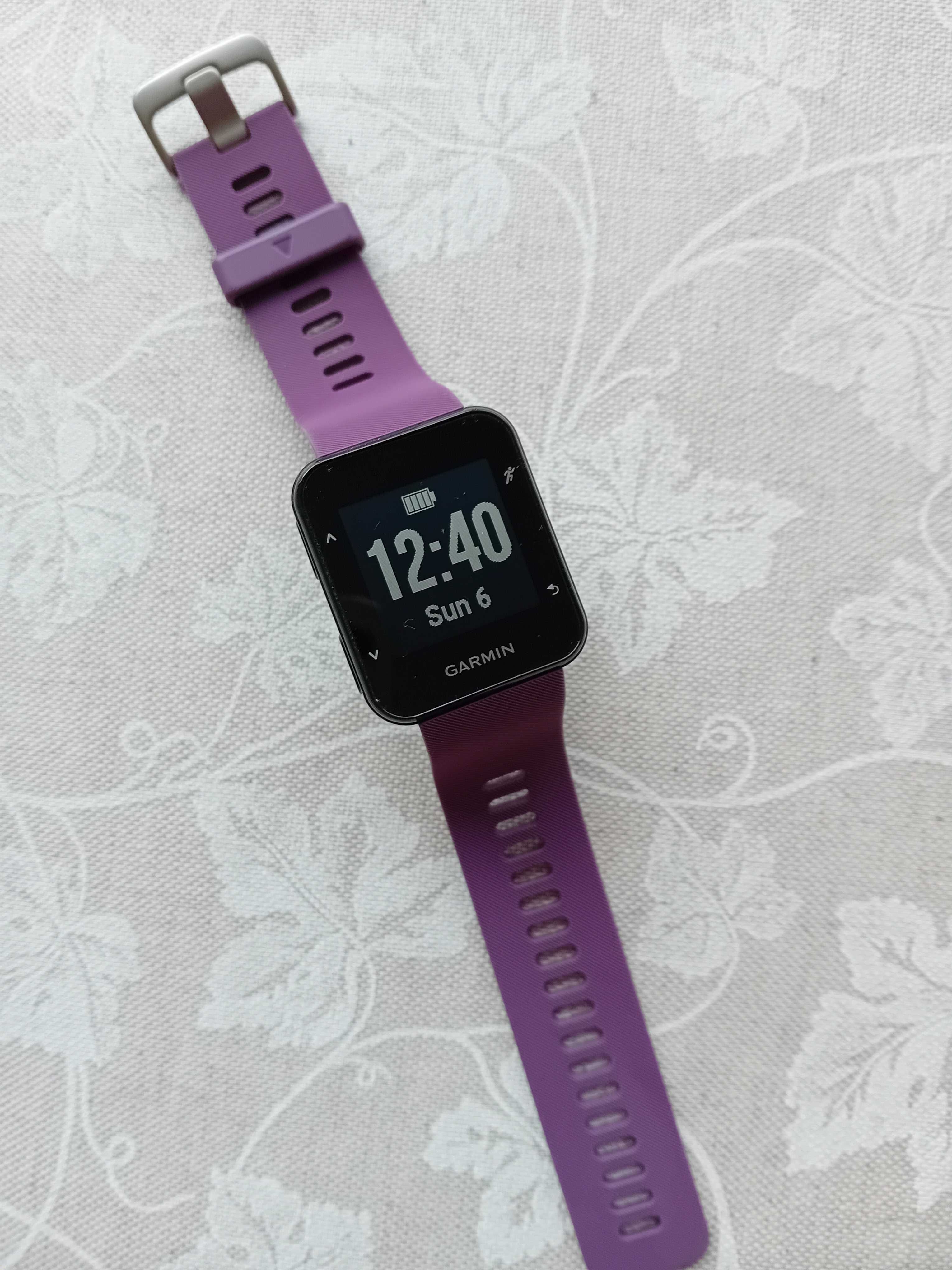 GPS часовник Garmin Forerunner 30