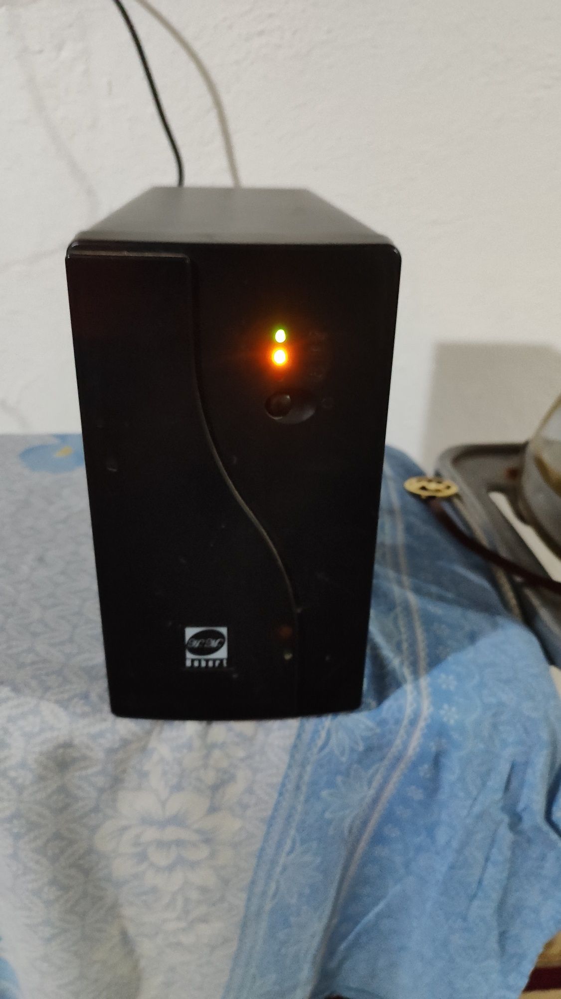 Инвертор с 12-220в