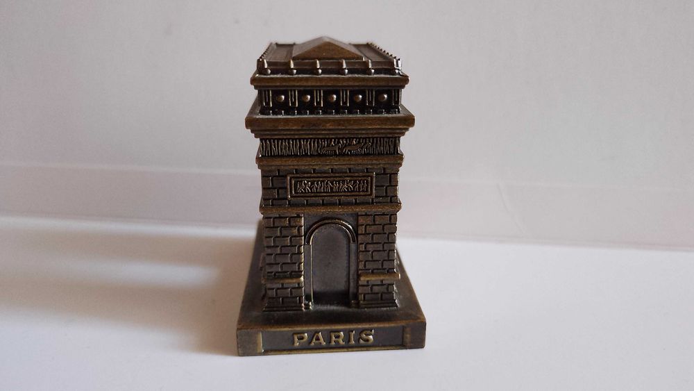 Миниатюри "Большой театр" и Триумфалната арка