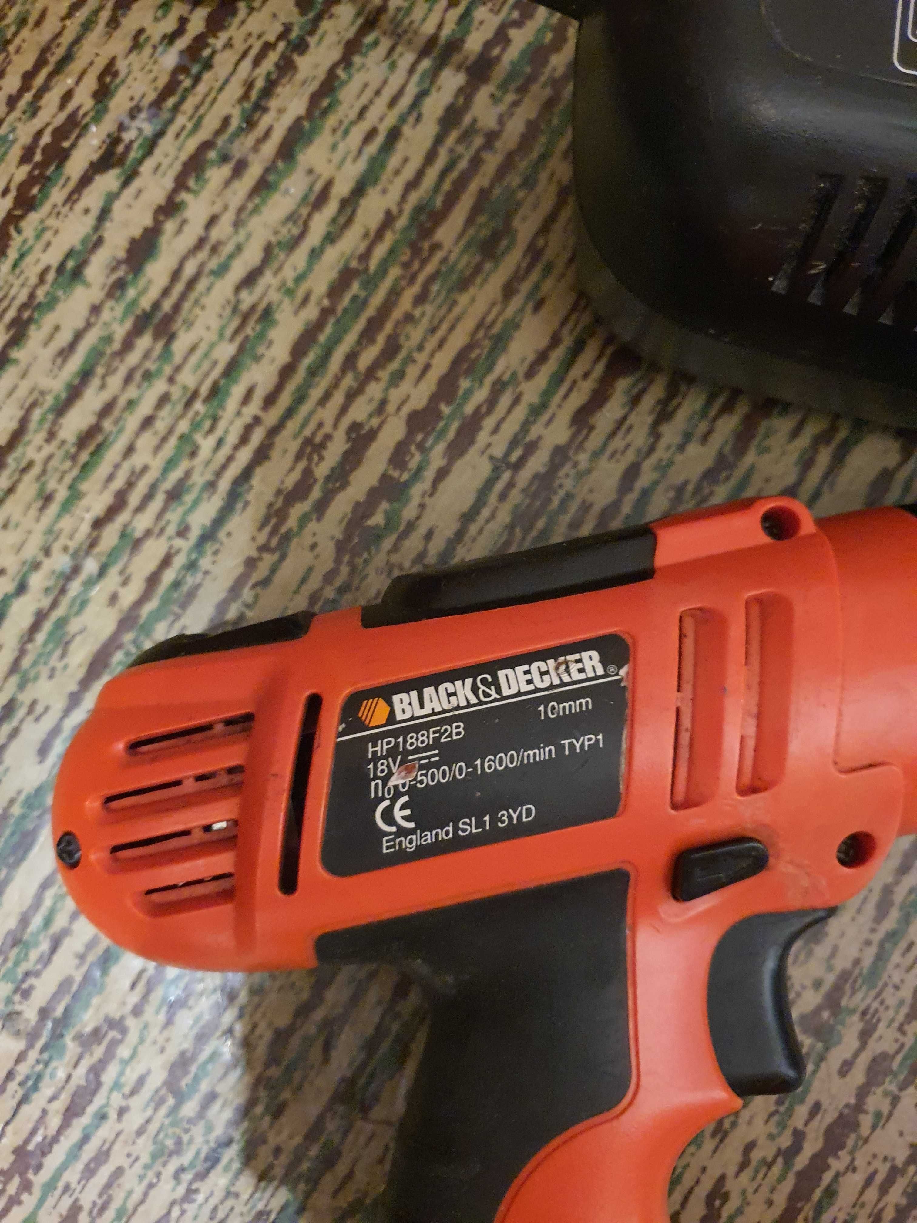 Голям винтоверт Black & Decker 18V