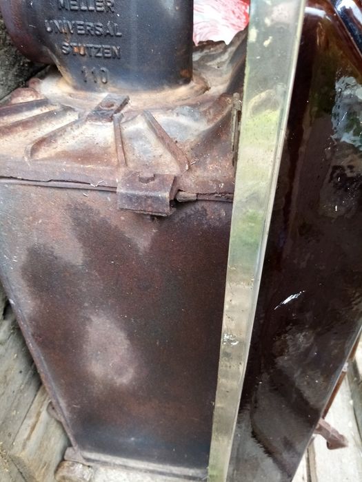 Vind soba din fonta de încălzit pe lemne