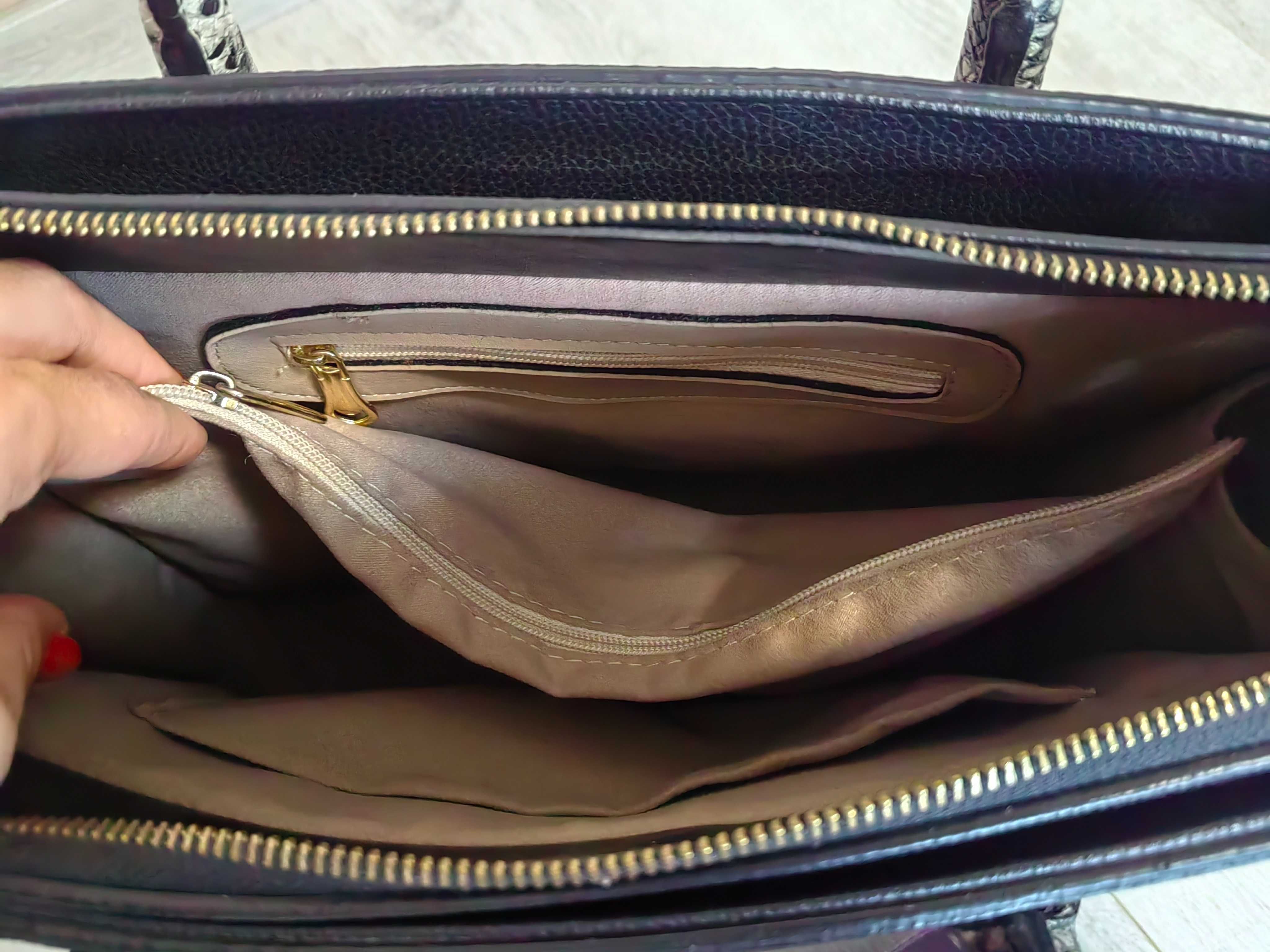 Дамска чанта Balenciaga