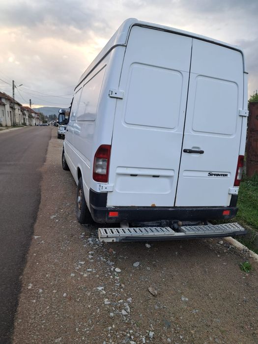 Vând mașină Mercedes Benz Sprinter