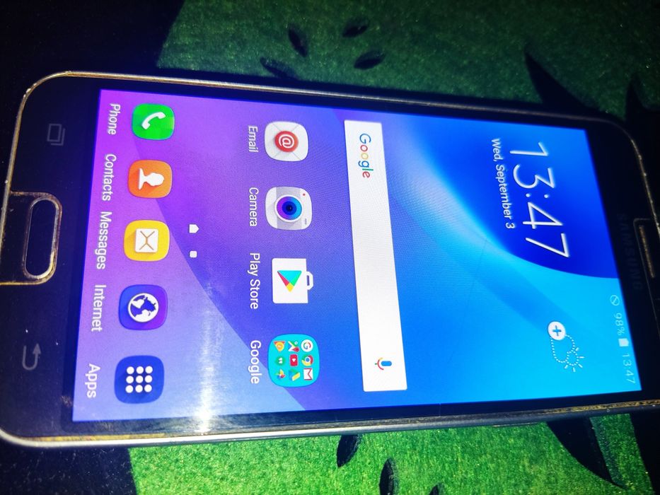 Samsung J3(6) (2016)