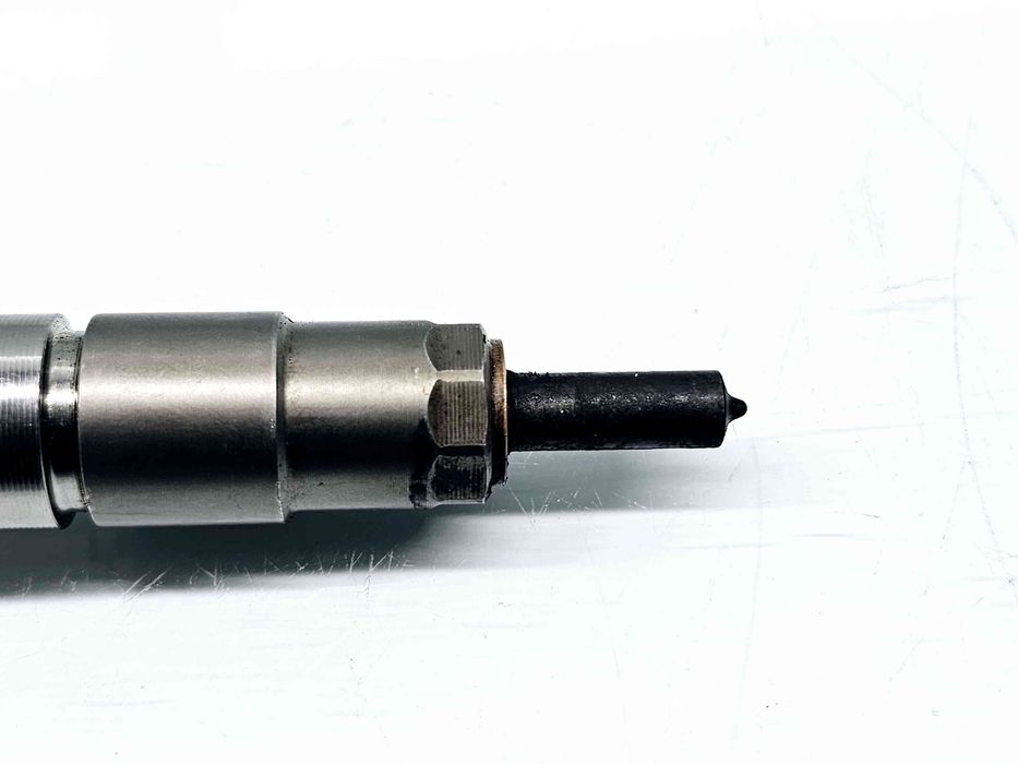 Injector Volkswagen Caddy IV Van (SAA, SAH) [Fabr 2015-2024] 04L130277