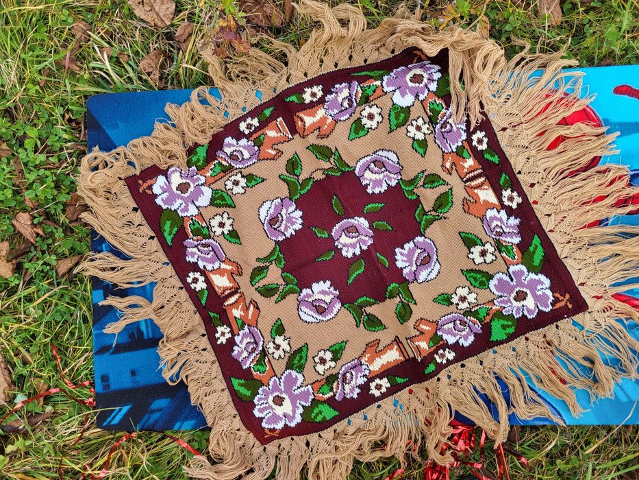 Lucru facut de mana vechi