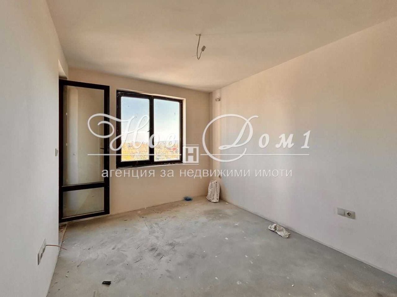 Продава се Двустаен апартамент в Варна, Възраждане 4 - 74 кв.м за 1339 €/кв.м - Снимка #1