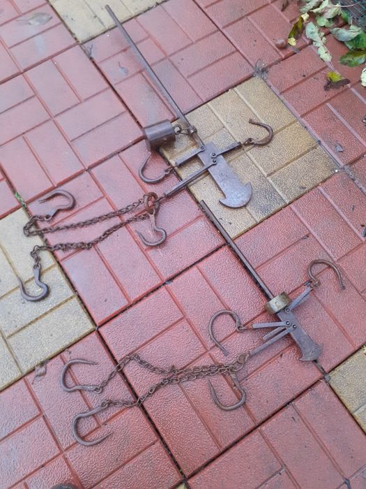 Стари кантари с  топузи 80 кг и 20 кг