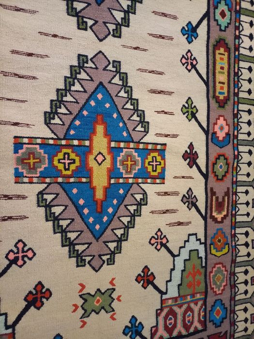 Covor tradițional din lână