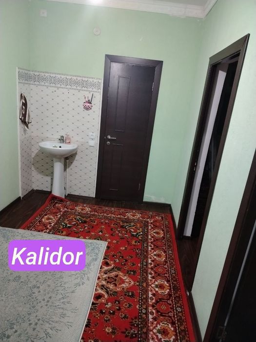 2 хонали уй сотилади . Бўстон шахрида