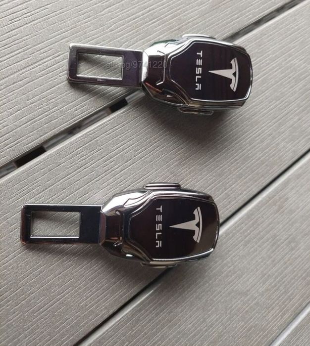 Tesla залъгалки за колани