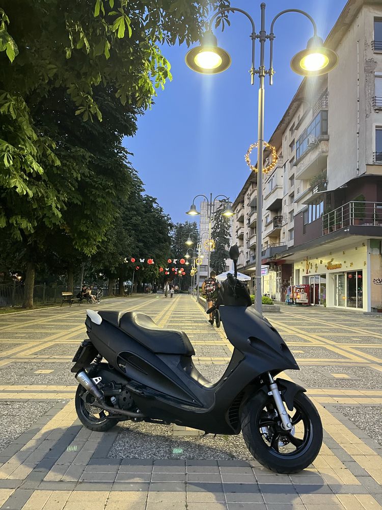 Malaguti phantom max 125