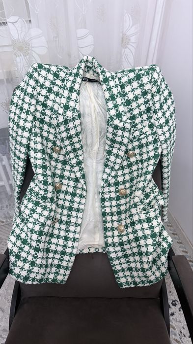 Твидовый пиджак ZARA