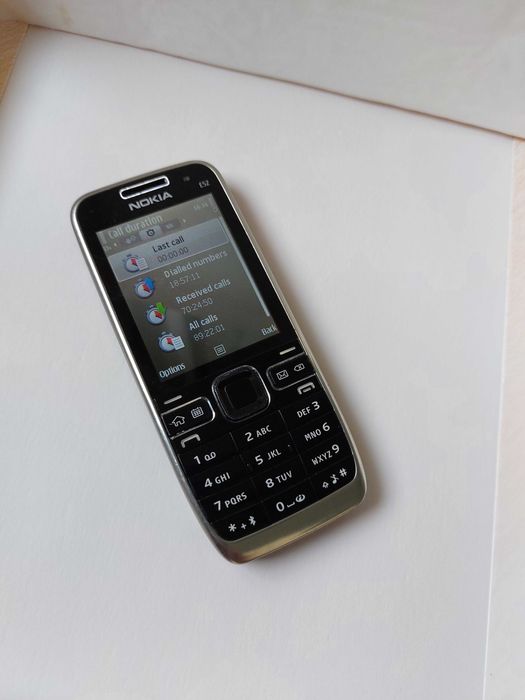 Nokia e52 negru metalic totul original decodat complet functional