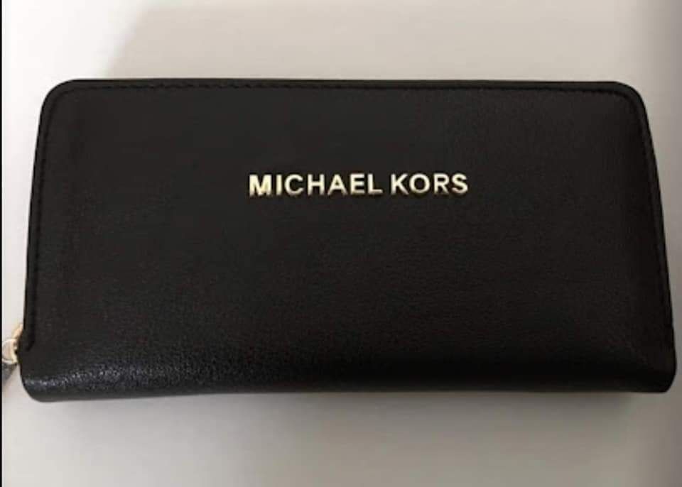 Set Michael Kors new model import Italia, geanta si portofel,logo auri