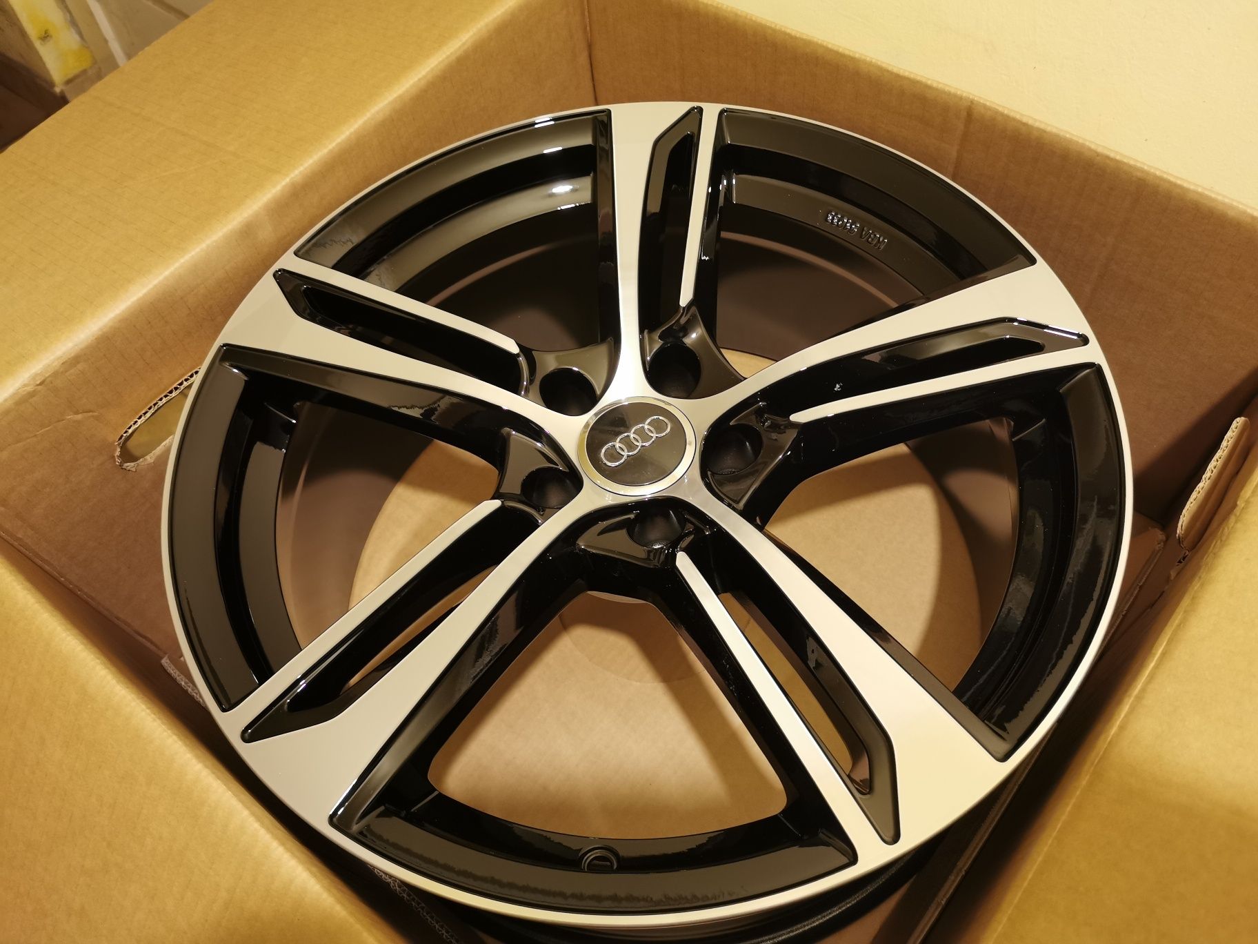 Vand jante de aliaj pe 19 pentru Audi marca Gmp model Paky