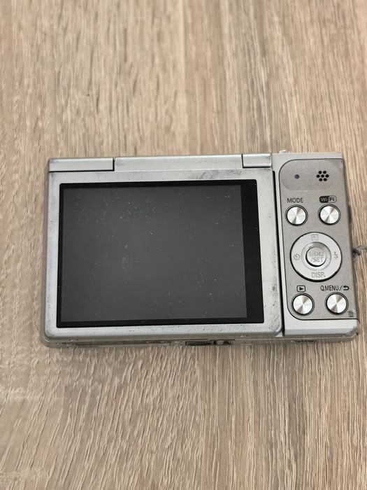 Panasonic Lumix SZ10, 12x Zoom, 16MP CCD
