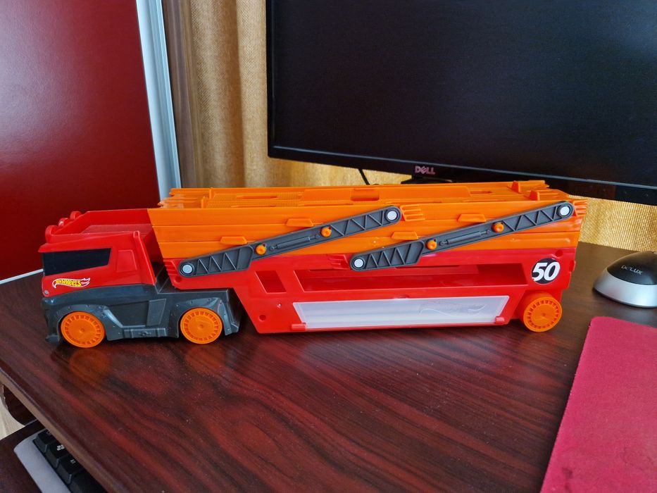 Vand camion hot wheels