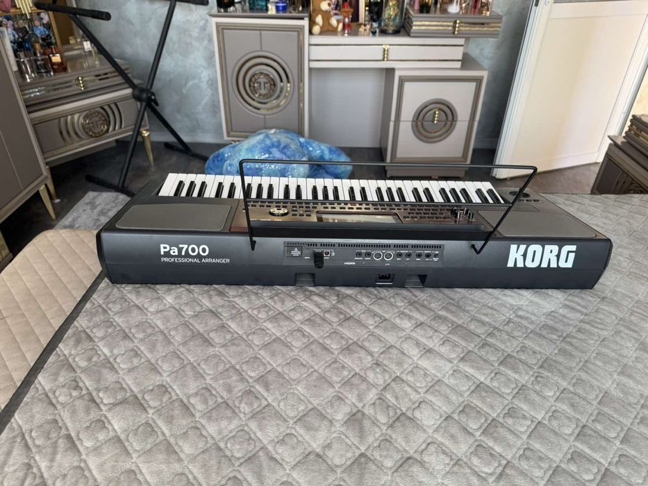 Korg pa 700 като новв